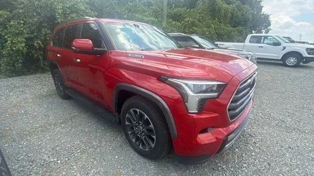 2024 Toyota Sequoia SR5