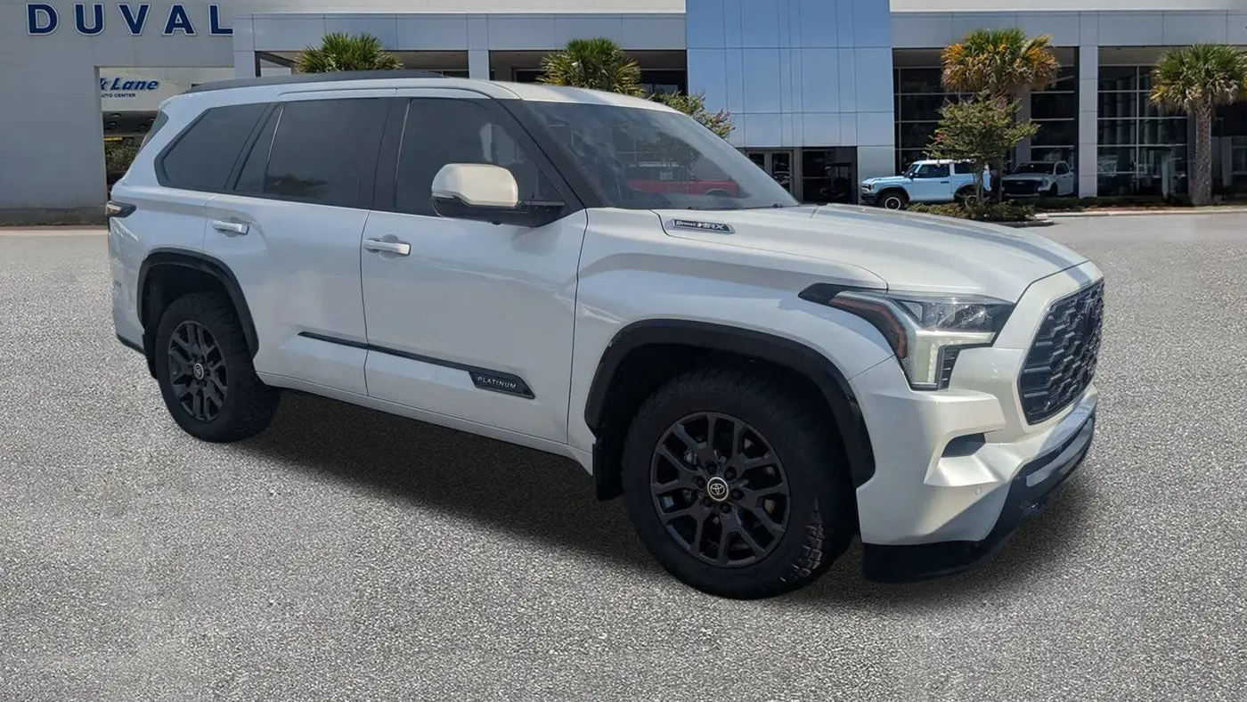 2024 Toyota Sequoia SR5