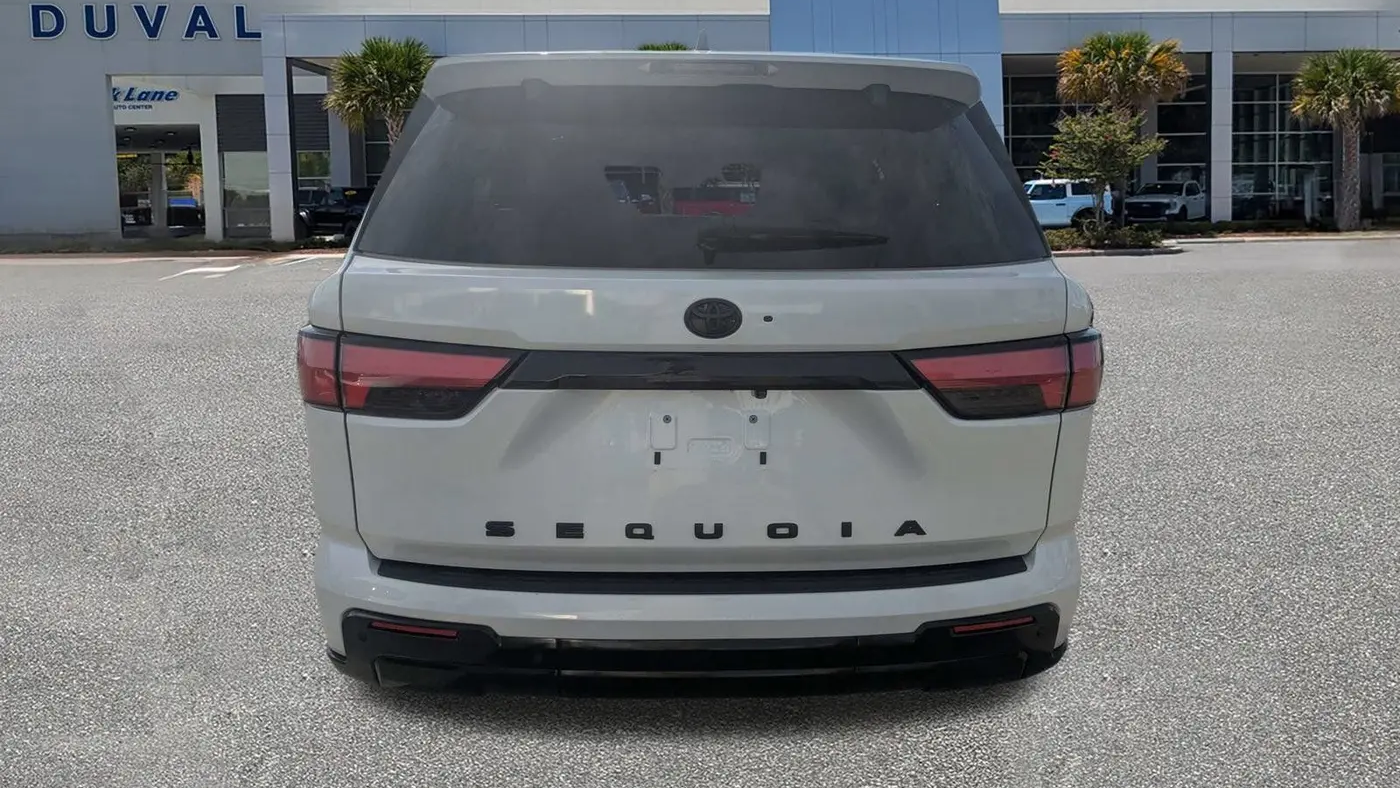 2024 Toyota Sequoia SR5