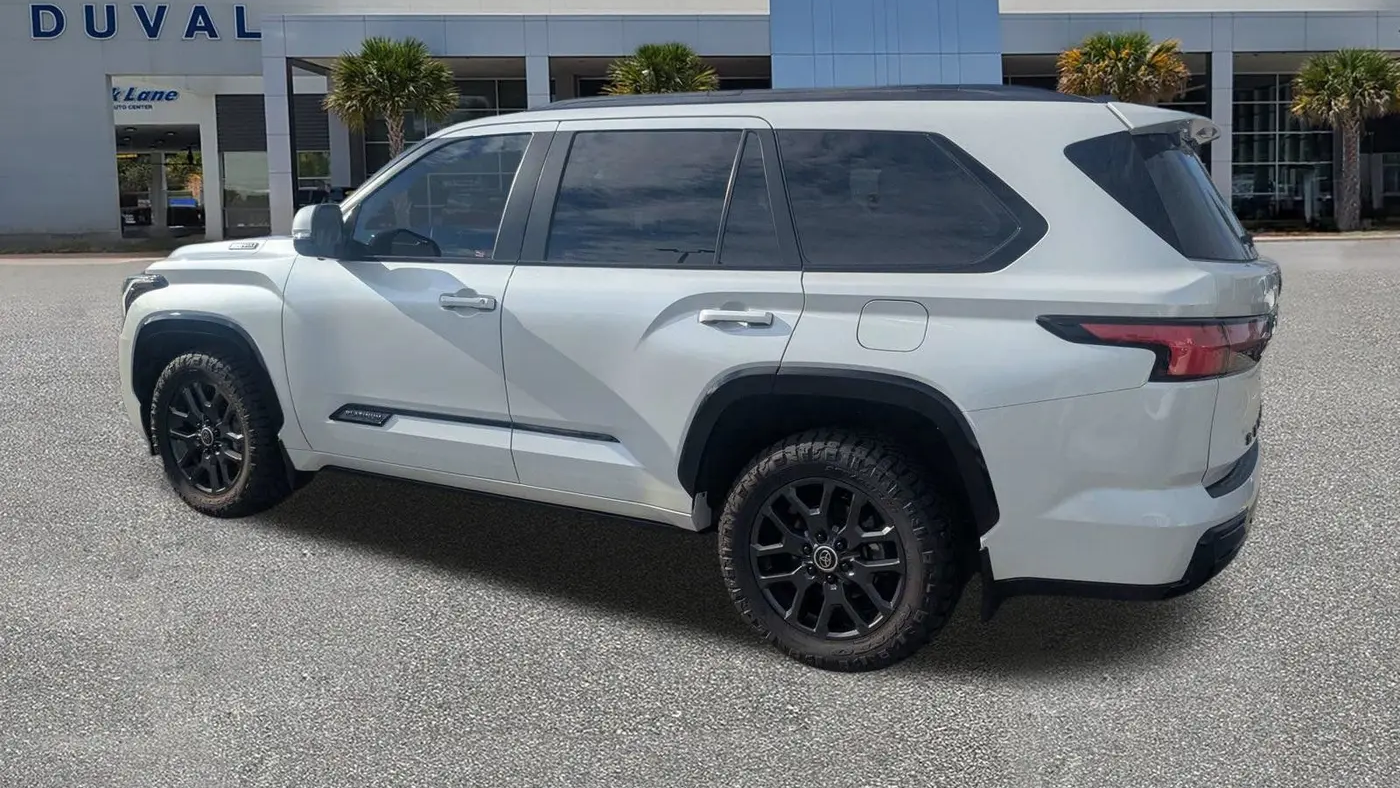 2024 Toyota Sequoia SR5