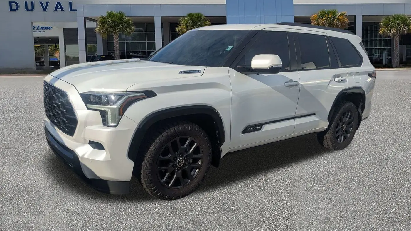 2024 Toyota Sequoia SR5