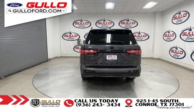 2024 Toyota Sequoia SR5