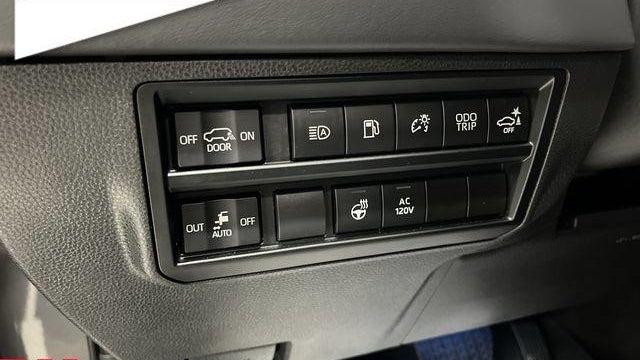 2024 Toyota Sequoia SR5