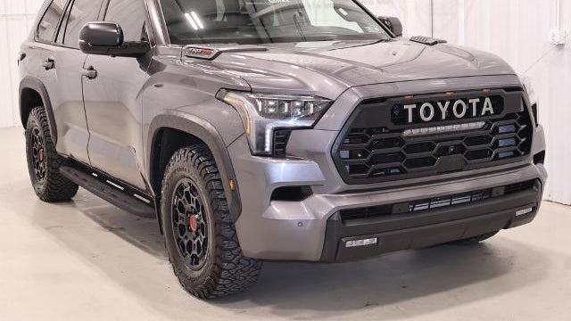 2024 Toyota Sequoia SR5