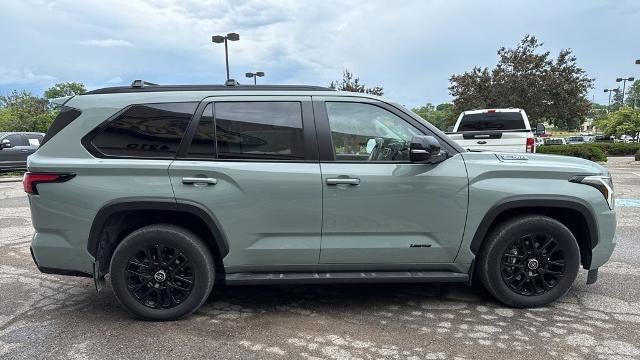 2024 Toyota Sequoia SR5
