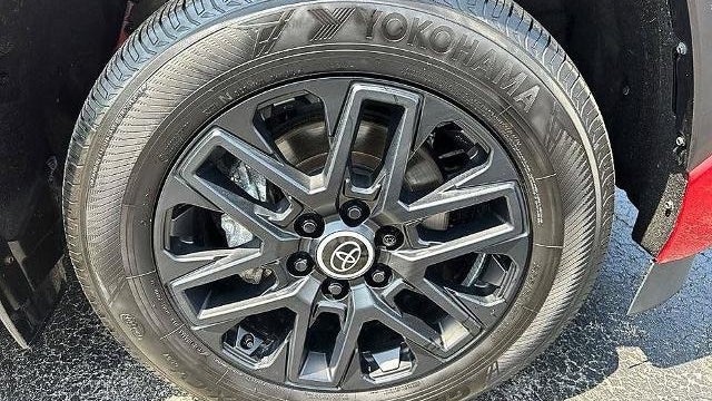 2024 Toyota Sequoia SR5