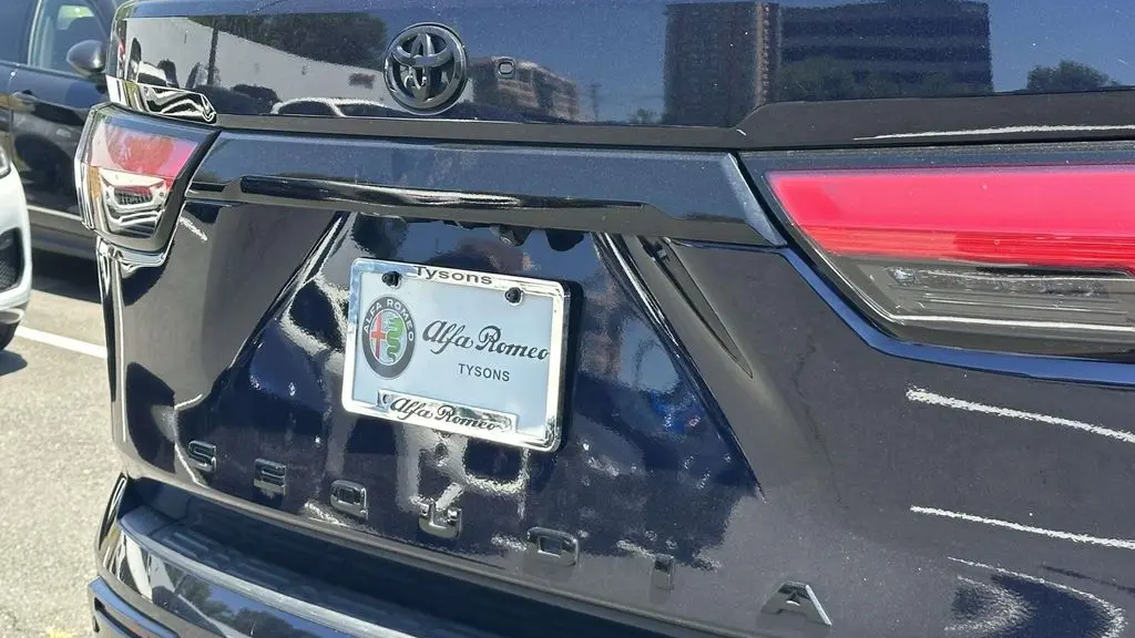 2025 Toyota Sequoia Platinum