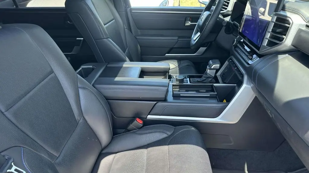 2025 Toyota Sequoia Platinum