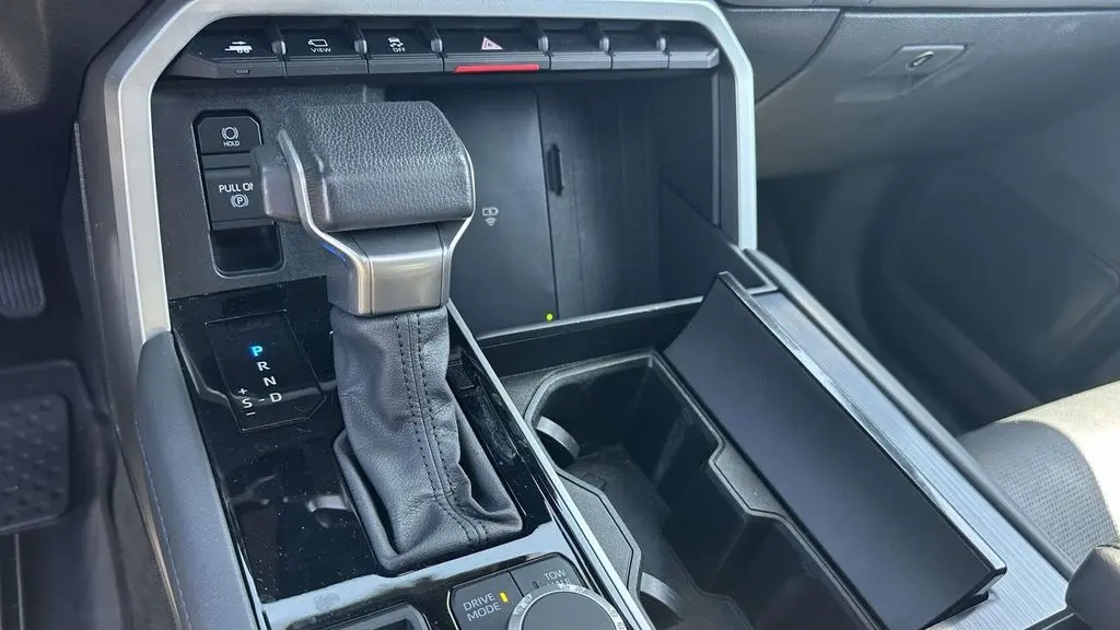2025 Toyota Sequoia Platinum