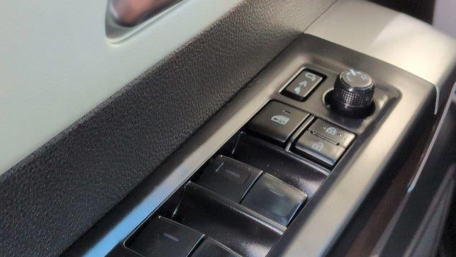 2024 Toyota Sequoia SR5