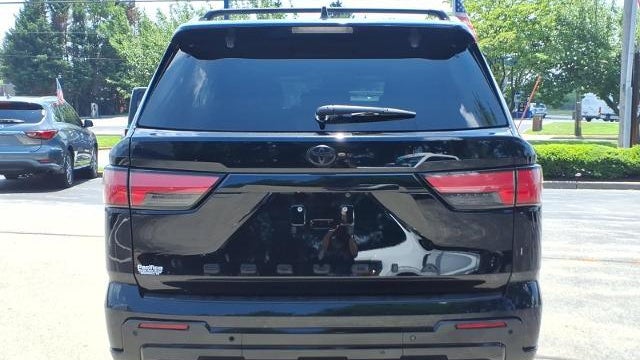 2024 Toyota Sequoia SR5