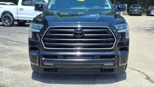 2024 Toyota Sequoia SR5