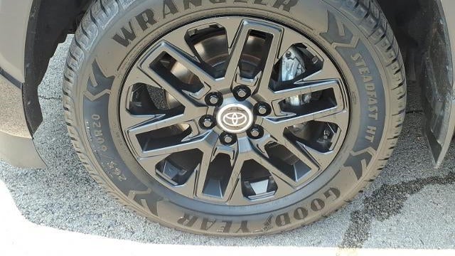 2024 Toyota Sequoia SR5