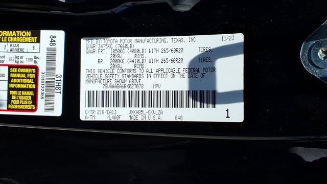 2024 Toyota Sequoia SR5