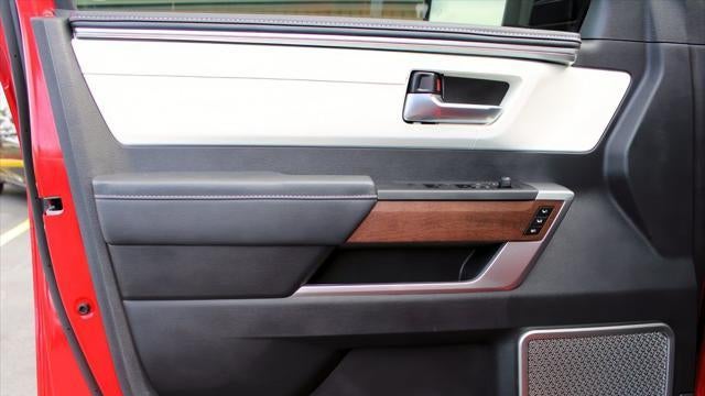 2025 Toyota Sequoia Platinum