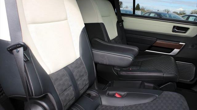 2025 Toyota Sequoia Platinum