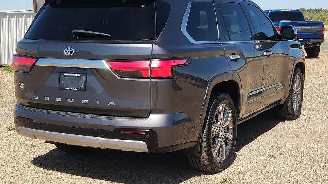 2023 Toyota Sequoia SR5