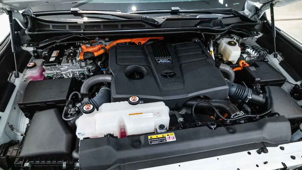 2023 Toyota Sequoia SR5