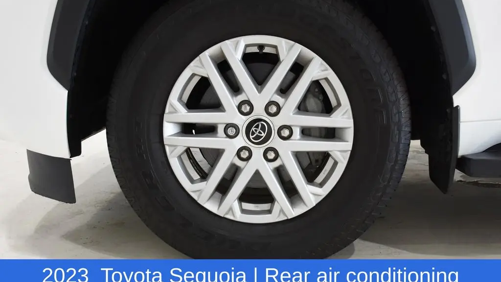 2023 Toyota Sequoia SR5