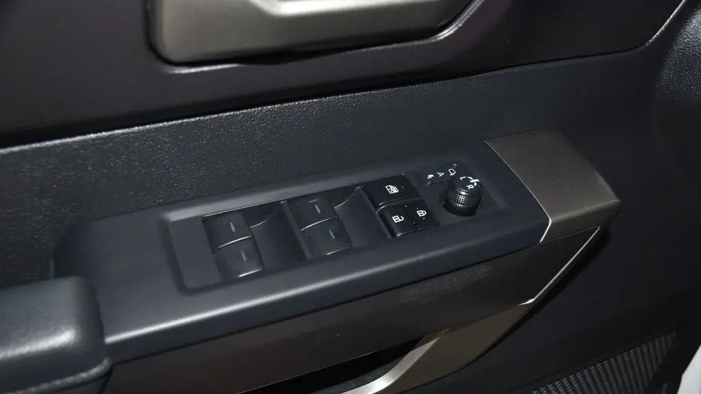 2023 Toyota Sequoia SR5