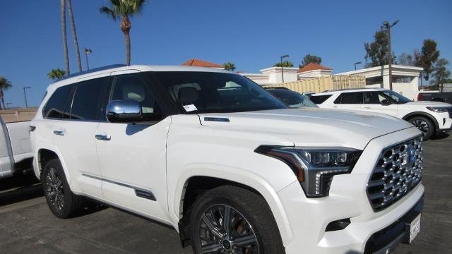 2023 Toyota Sequoia SR5