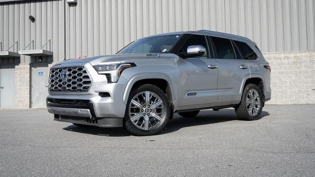 2024 Toyota Sequoia SR5