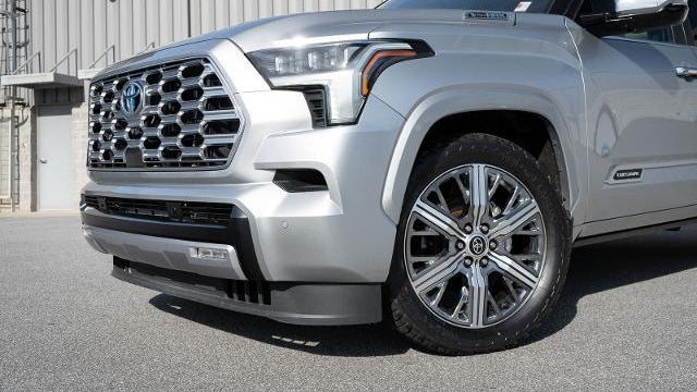 2024 Toyota Sequoia SR5