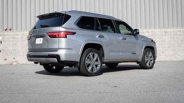 2024 Toyota Sequoia SR5