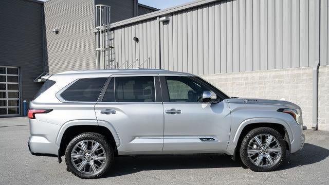 2024 Toyota Sequoia SR5