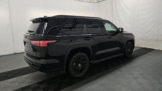 2024 Toyota Sequoia SR5