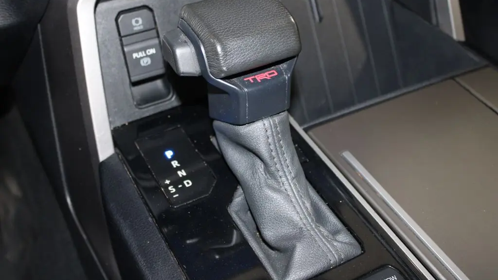 2024 Toyota Sequoia SR5