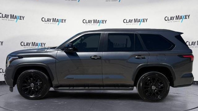 2024 Toyota Sequoia SR5