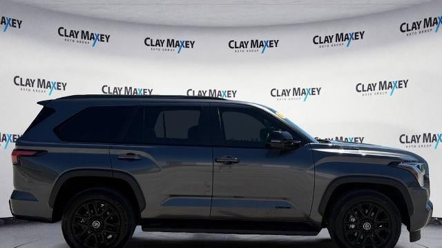 2024 Toyota Sequoia SR5