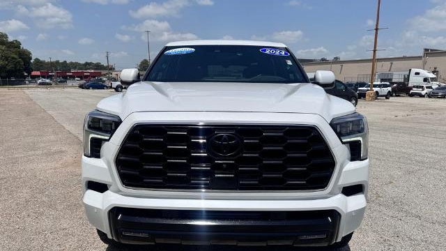 2024 Toyota Sequoia SR5