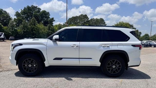 2024 Toyota Sequoia SR5