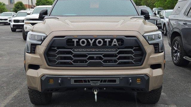 2025 Toyota Sequoia SR5