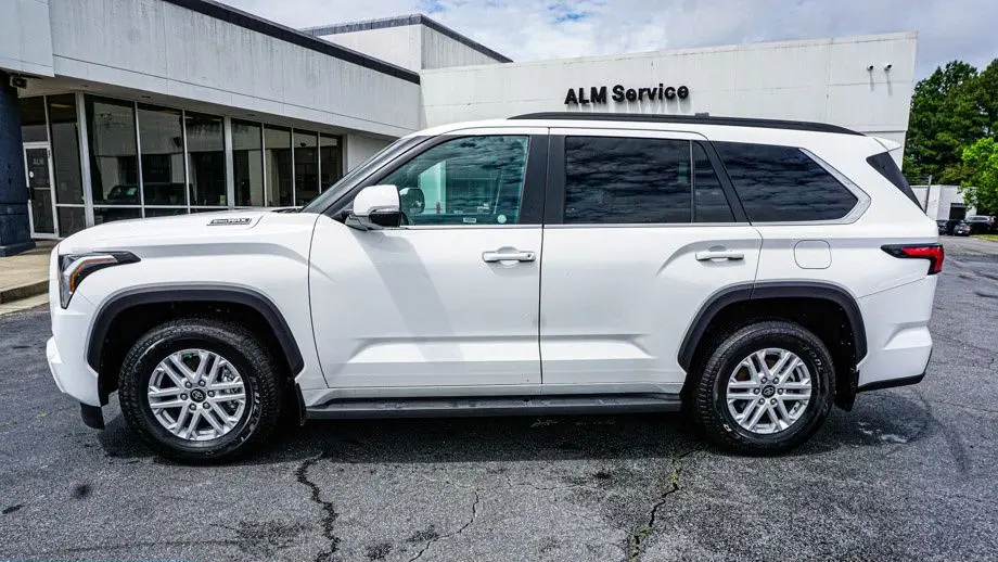 2025 Toyota Sequoia SR5