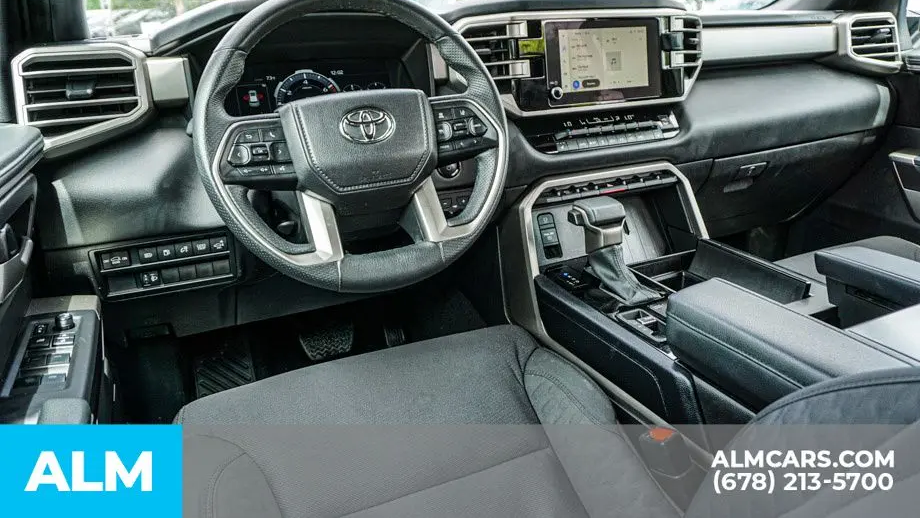 2025 Toyota Sequoia SR5