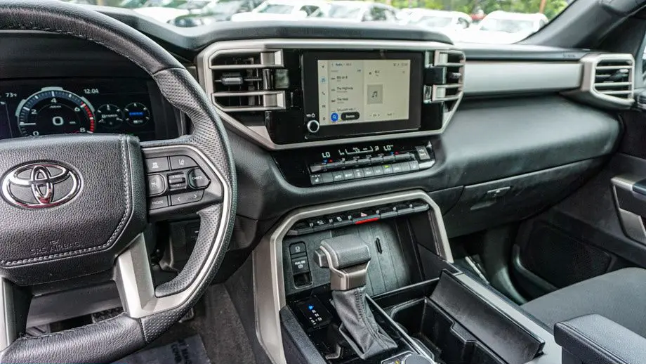 2025 Toyota Sequoia SR5