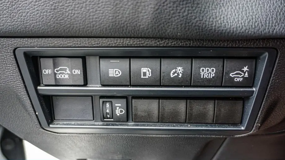 2025 Toyota Sequoia SR5