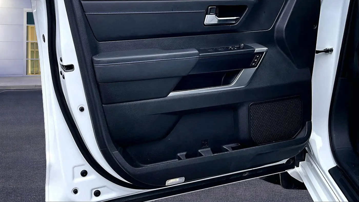2025 Toyota Sequoia SR5