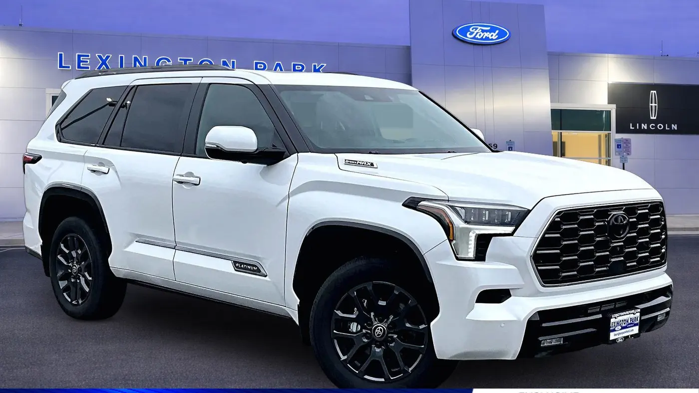2025 Toyota Sequoia SR5