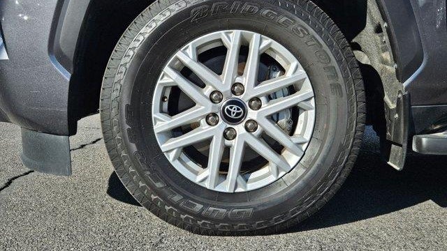 2025 Toyota Sequoia SR5