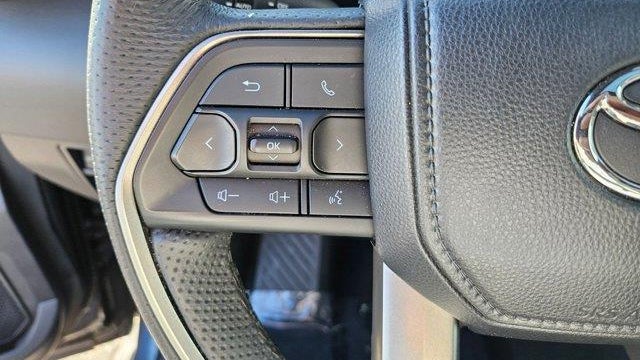 2025 Toyota Sequoia SR5