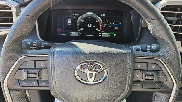 2025 Toyota Sequoia SR5