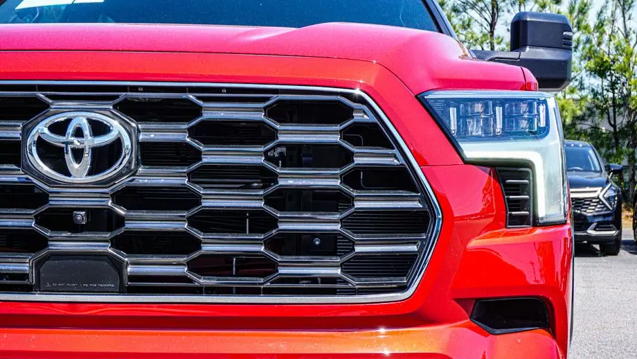 2026 Toyota Sequoia SR5