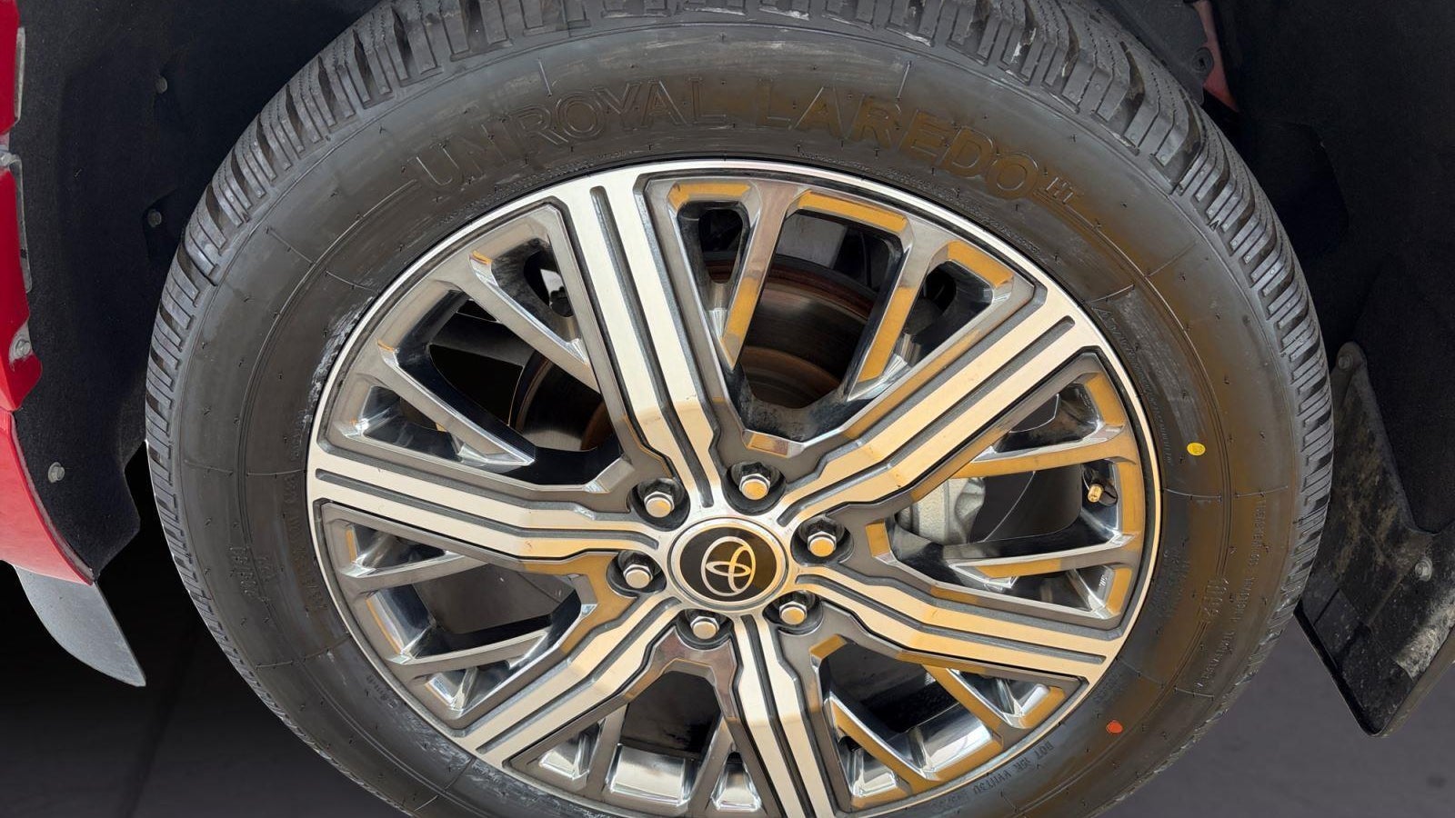 2023 Toyota Sequoia Capstone