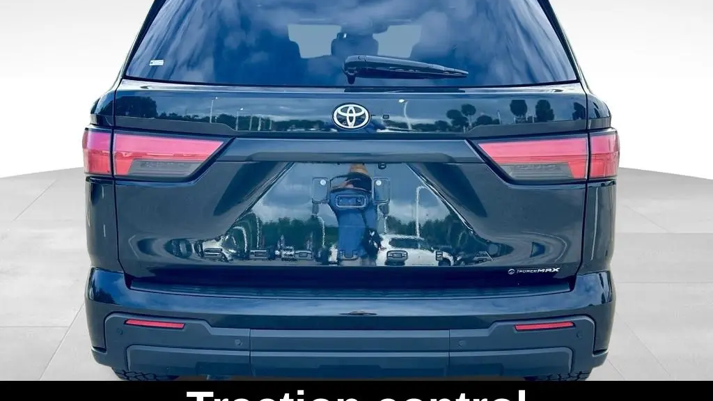2025 Toyota Sequoia SR5