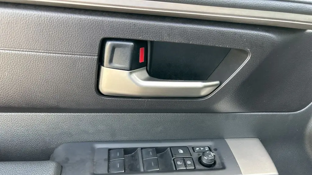 2025 Toyota Sequoia SR5