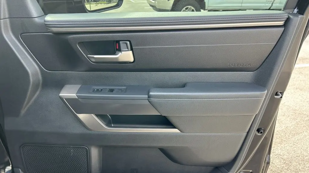 2025 Toyota Sequoia SR5